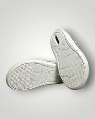 Crocs Inmotion Clog – Light Grey / White