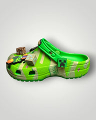 Crocs Classic Kids Clog – Minecraft Edition